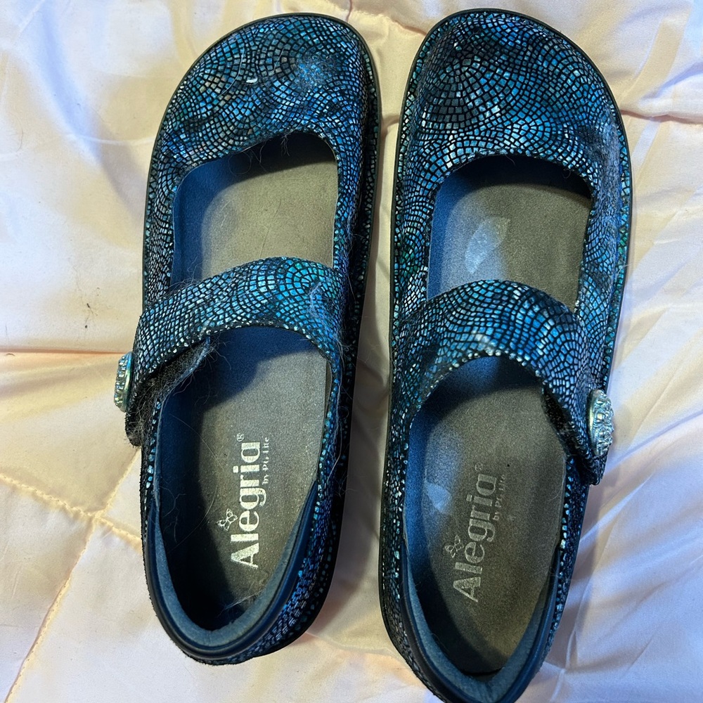 Allegra clogs